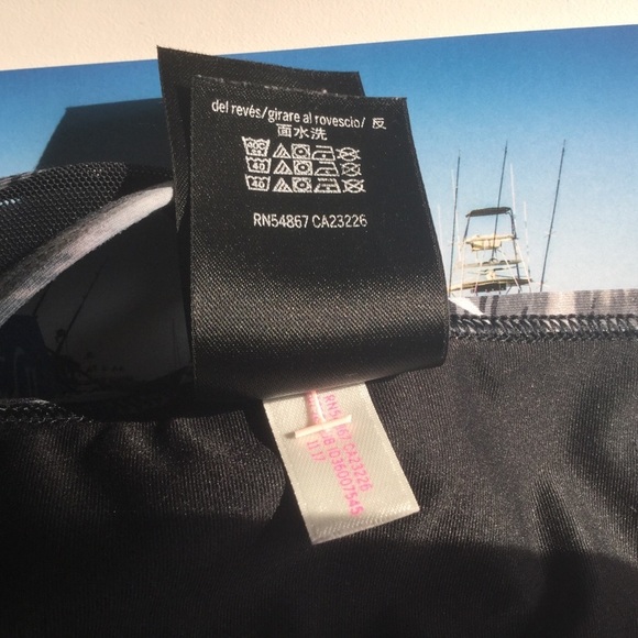 🎄 PINK sports bra  black, leaf print SZ M - Picture 10 of 10